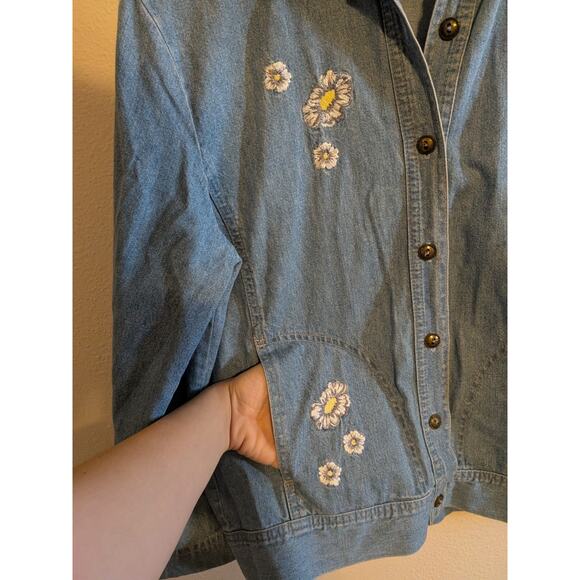 Vintage gw Daisy embroidery denim button down shirt with pockets size small - Picture 4 of 6